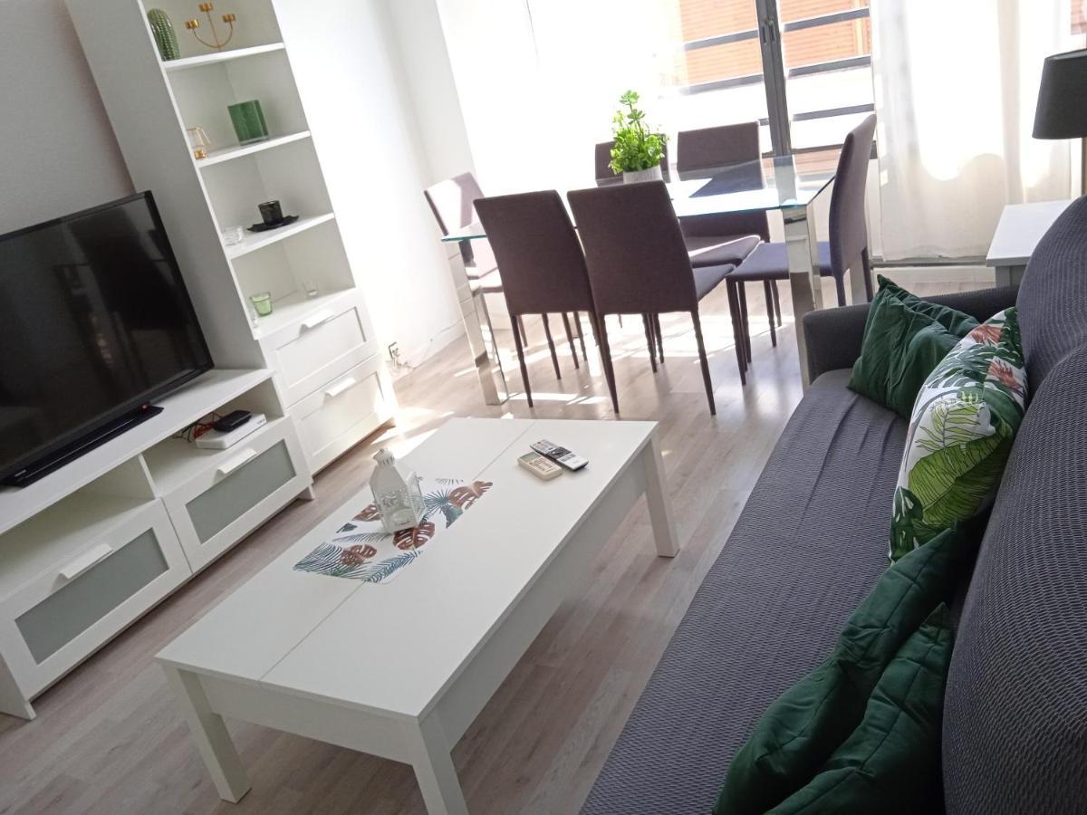 Apartamento Con Encanto 'Larios Luxy' Apartment Málaga Exterior foto